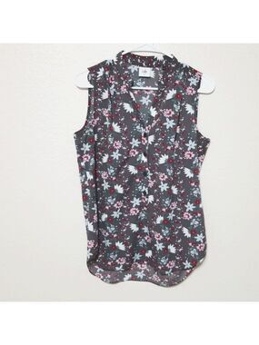 CAbi sleeveless top, V neck ,floral, size small. GUC
